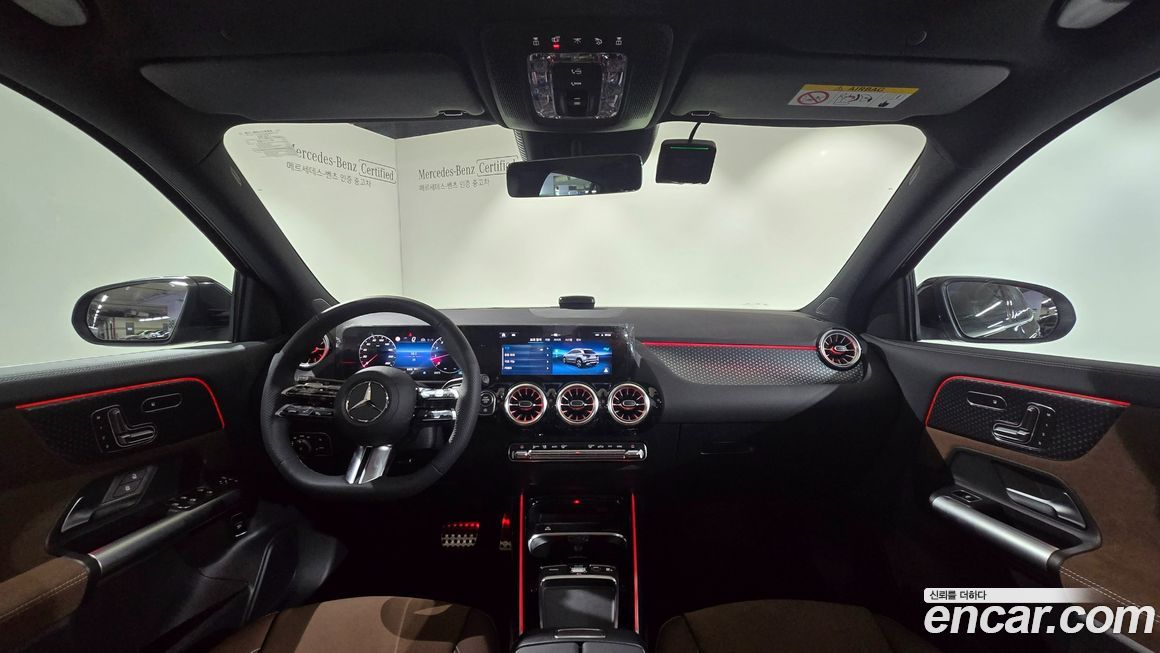 Mercedes-Benz GLA-Class 2025