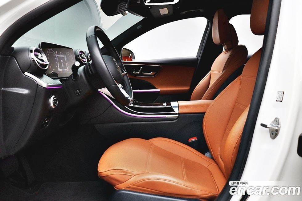 Mercedes-Benz C-Class 2023