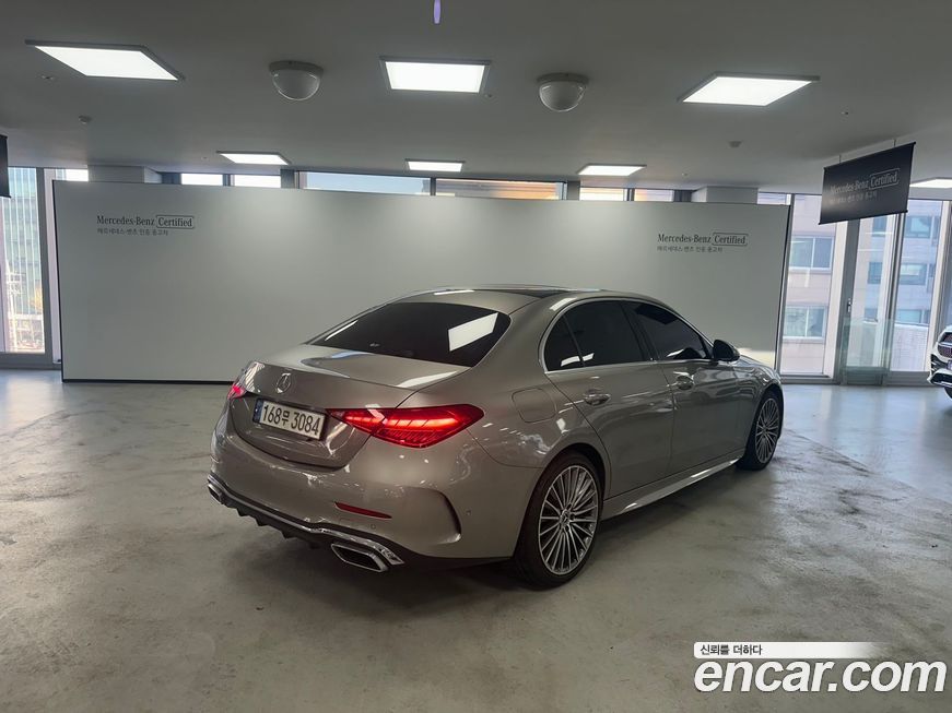 Mercedes-Benz C-Class 2022