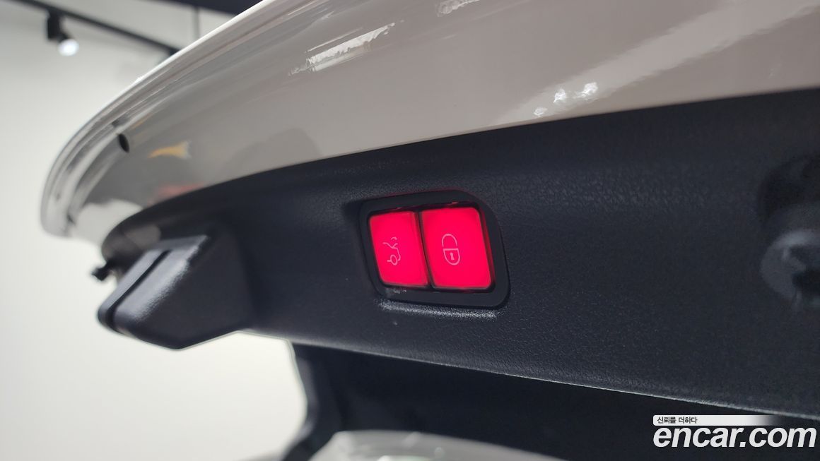 Mercedes-Benz C-Class 2022