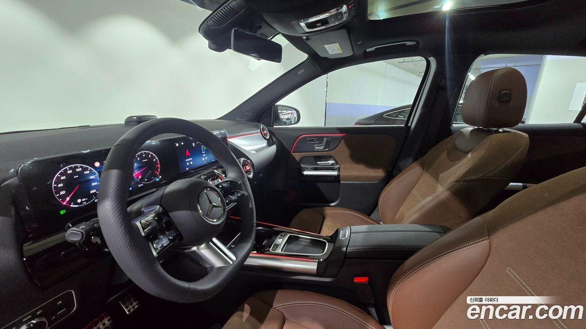 Mercedes-Benz GLA-Class 2025