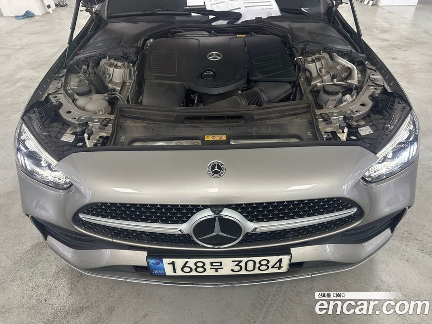 Mercedes-Benz C-Class 2022