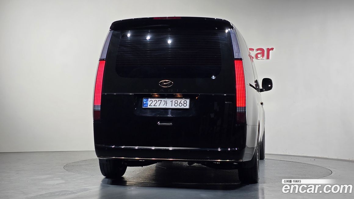 Hyundai Staria 2023