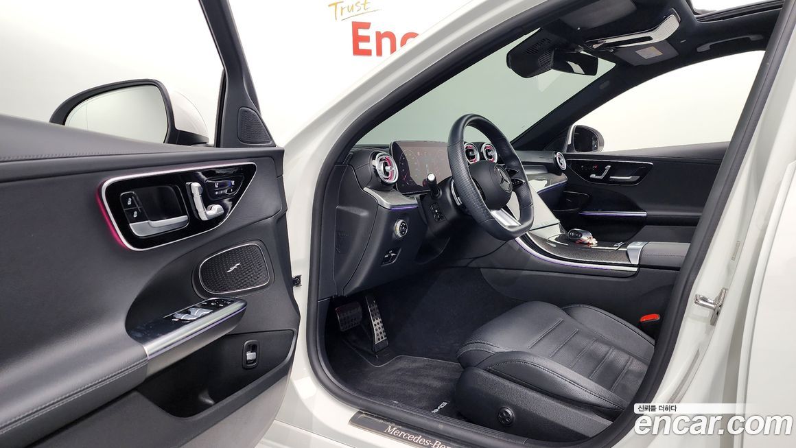 Mercedes-Benz C-Class 2022