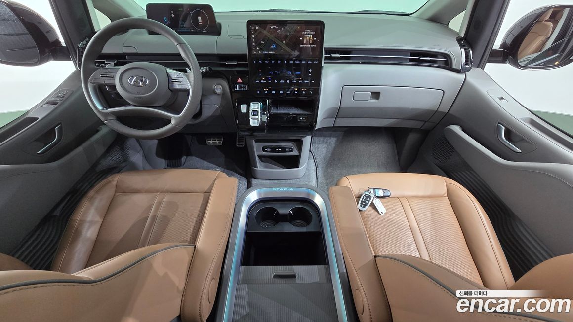 Hyundai Staria 2023