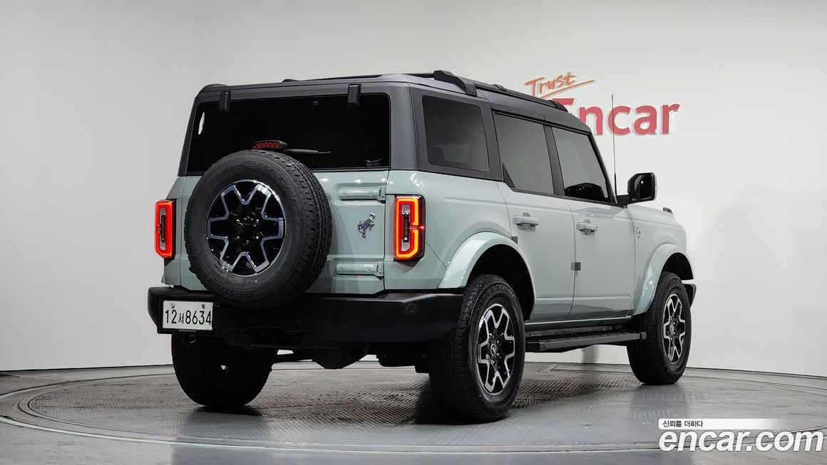 Ford Bronco 2022