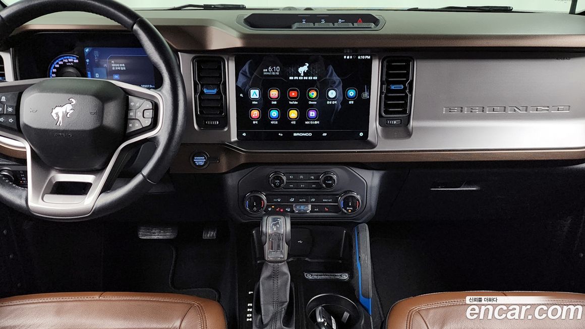 Ford Bronco 2022