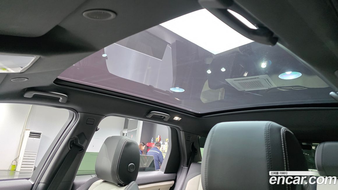 Land Rover Discovery Sport 2025