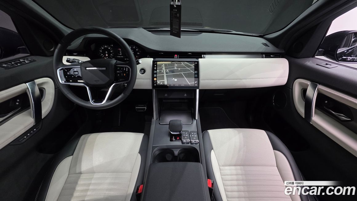 Land Rover Discovery Sport 2025