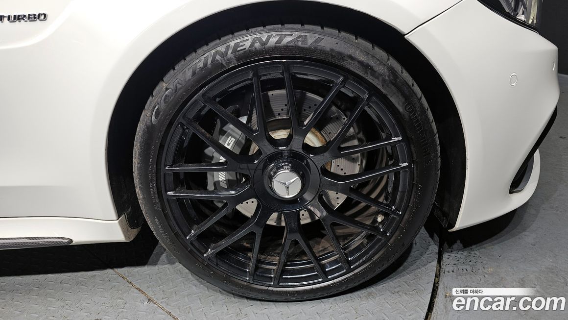 Mercedes-Benz C-Class 2017