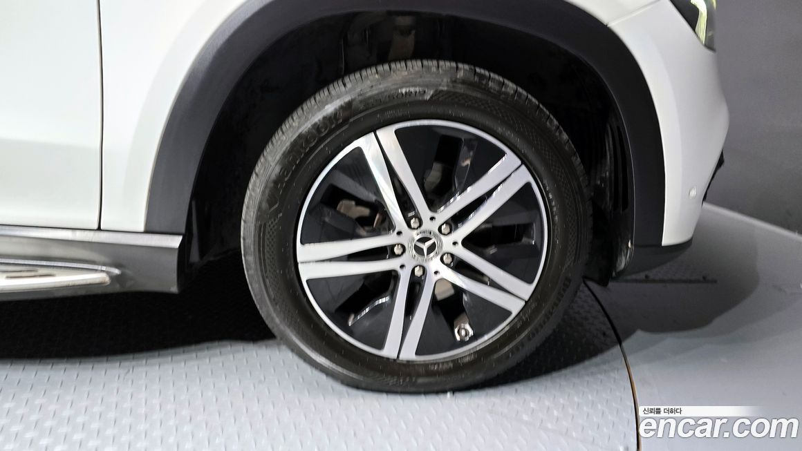 Mercedes-Benz GLE-Class 2020