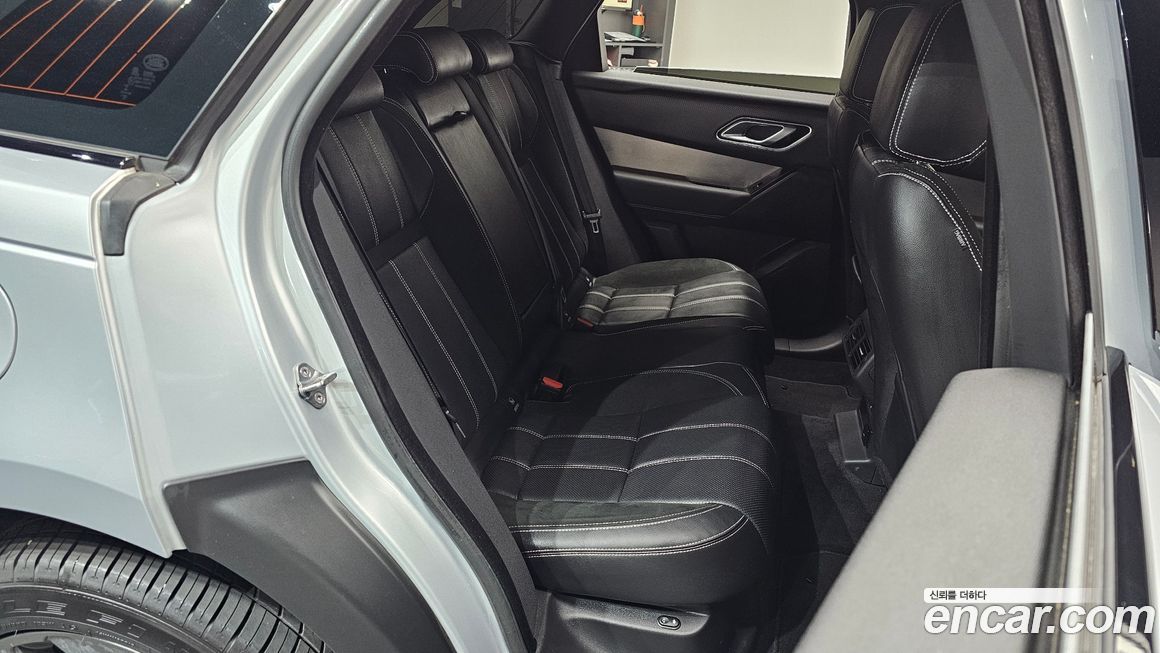 Land Rover Range Rover Velar 2023