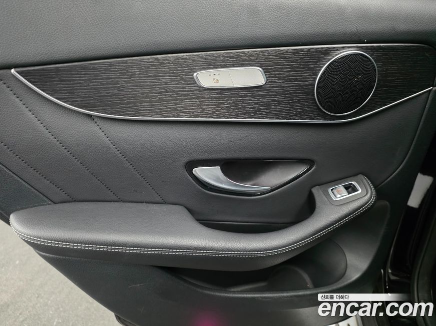 Mercedes-Benz GLC-Class 2020