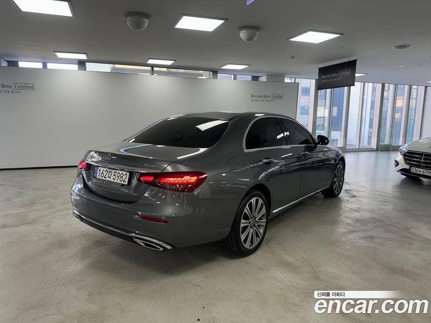 Mercedes-Benz E-Class 2023