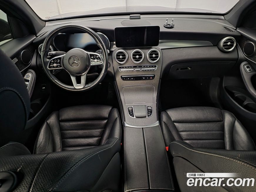 Mercedes-Benz GLC-Class 2020