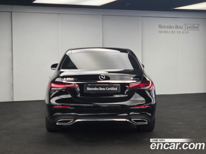 Mercedes-Benz E-Class 2022