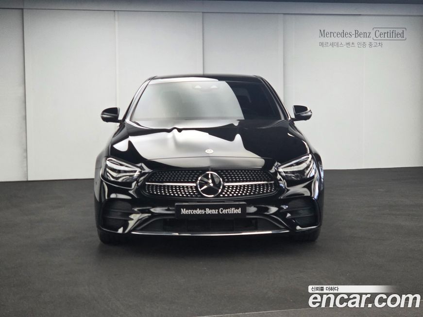 Mercedes-Benz E-Class 2022