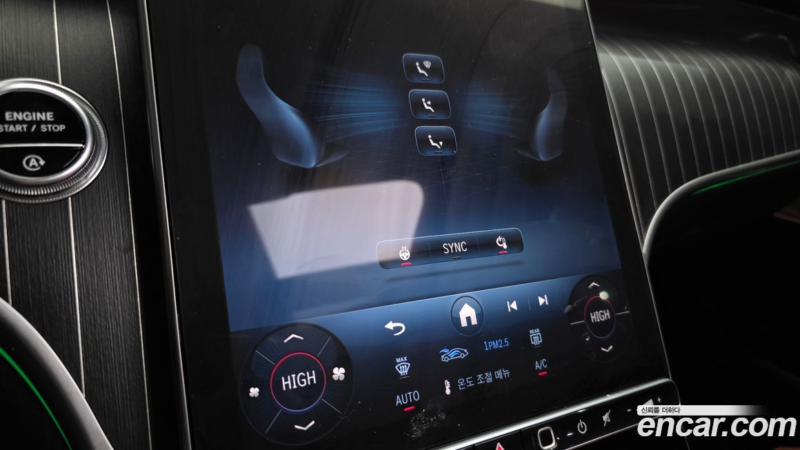 Mercedes-Benz GLC-Class 2025