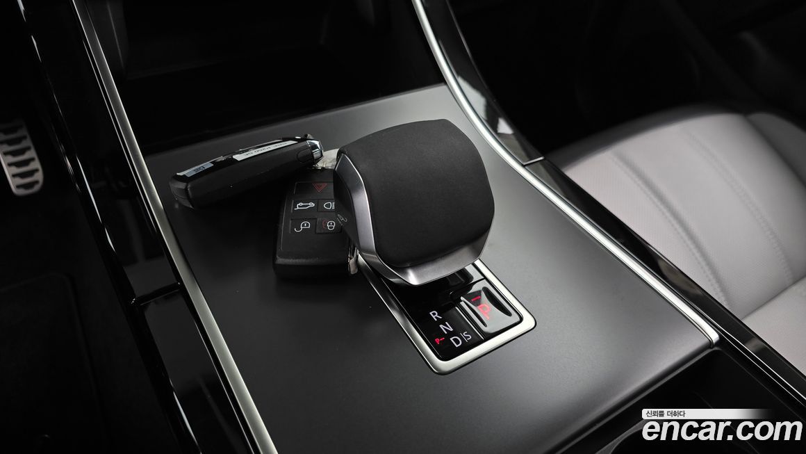 Land Rover Range Rover Evoque 2025