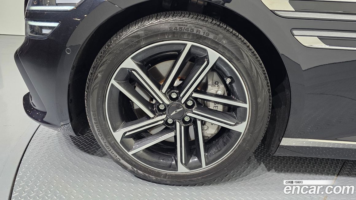 Genesis G80 2025