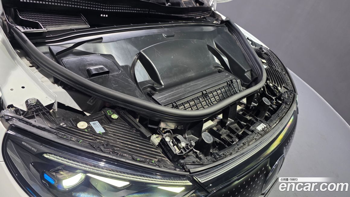 Mercedes-Benz EQE 2023