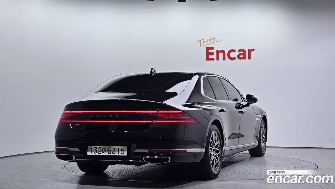 Genesis G90 2023