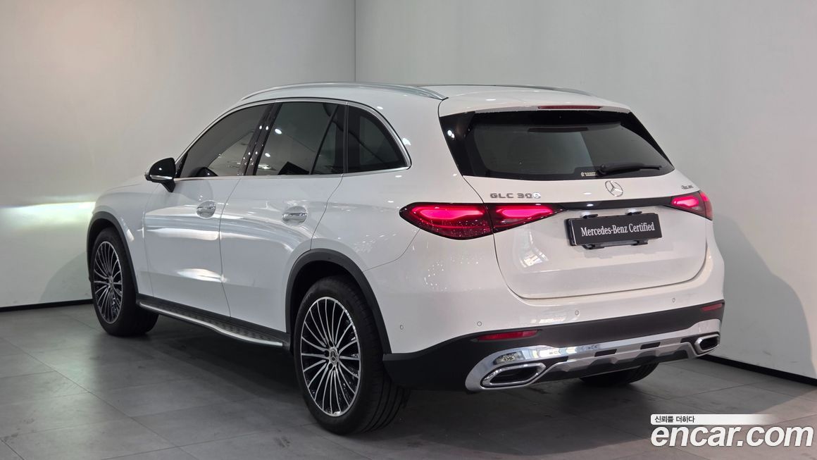 Mercedes-Benz GLC-Class 2025