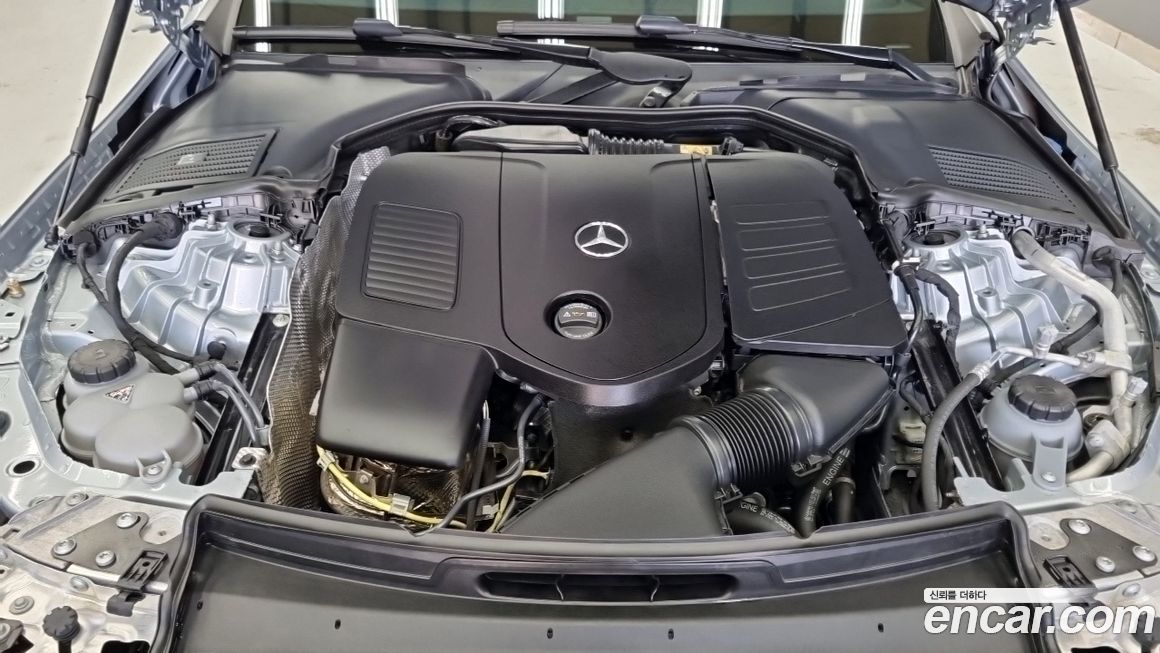 Mercedes-Benz CLE-Class 2025