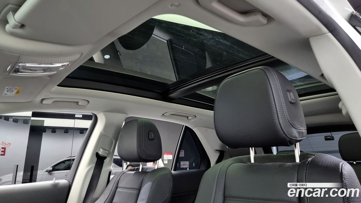 Mercedes-Benz GLE-Class 2021