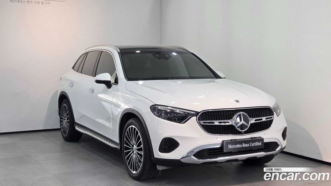 Mercedes-Benz GLC-Class 2025