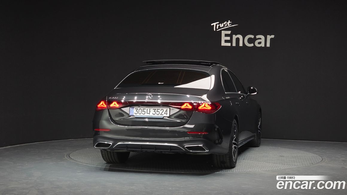 Mercedes-Benz E-Class 2026
