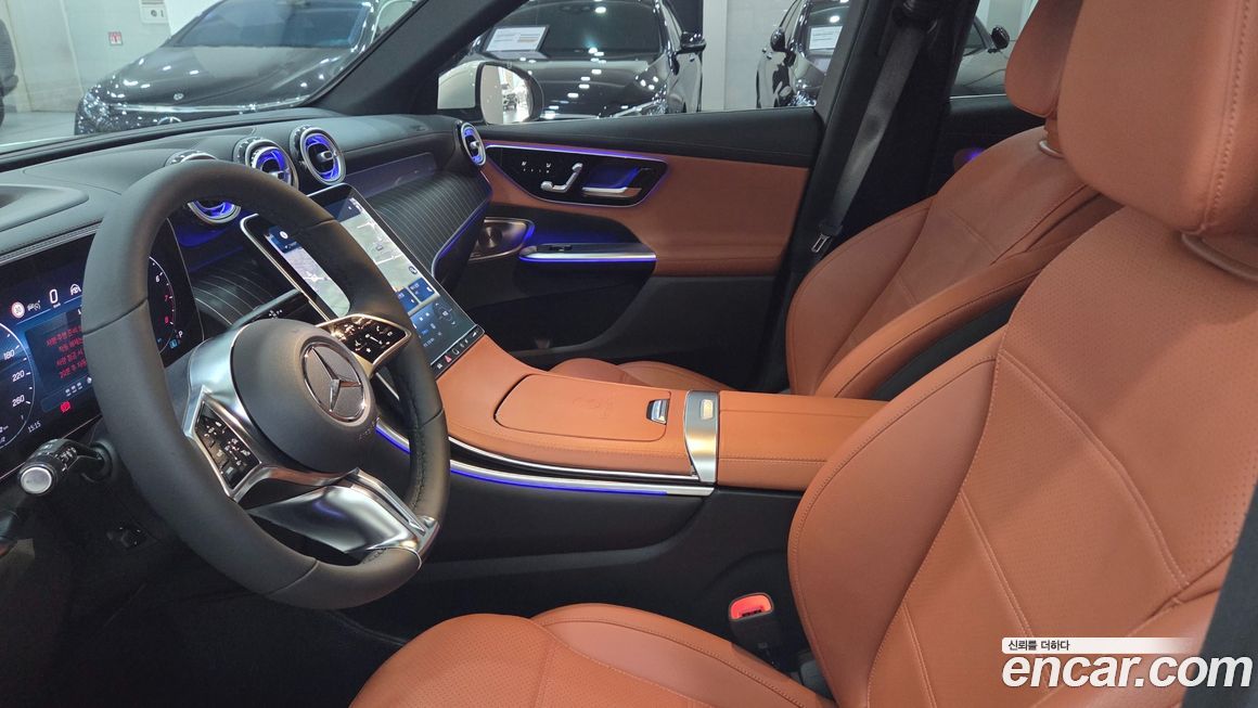 Mercedes-Benz GLC-Class 2025