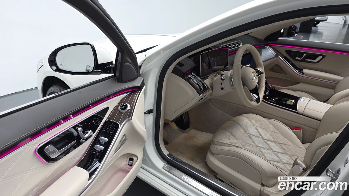 Mercedes-Benz S-Class 2023