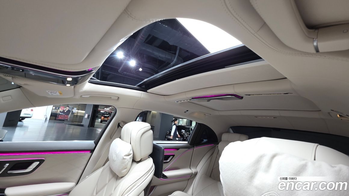 Mercedes-Benz S-Class 2023