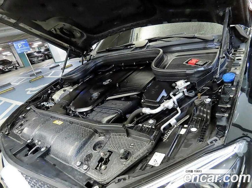 Mercedes-Benz GLE-Class 2021