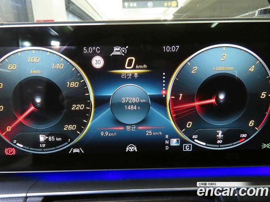 Mercedes-Benz GLE-Class 2021