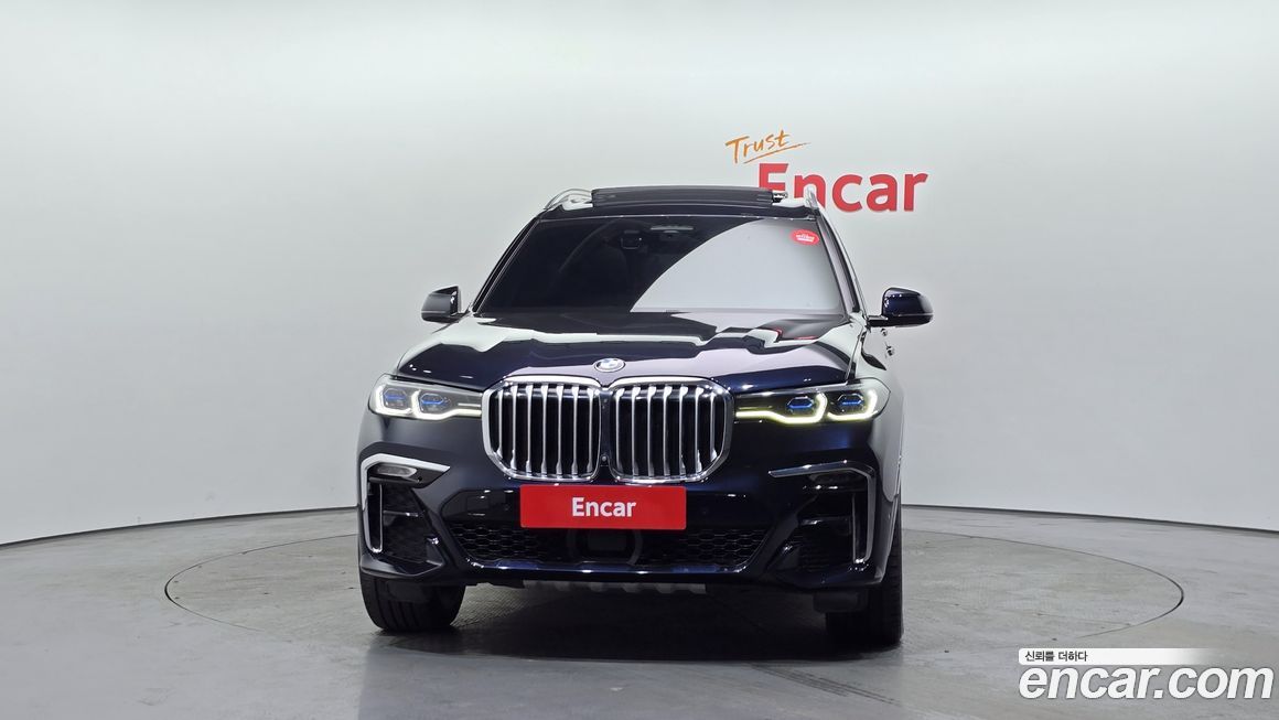 BMW X7 2021