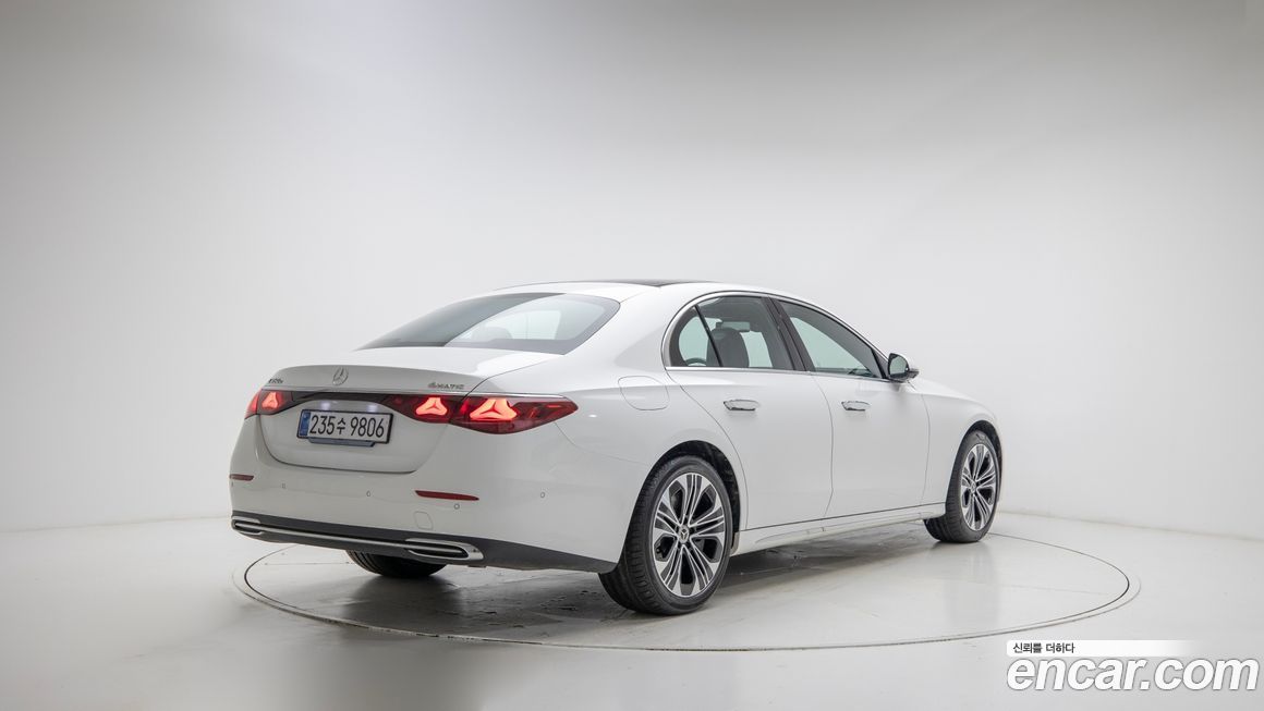 Mercedes-Benz E-Class 2025