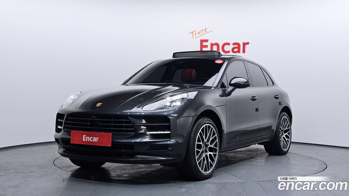 Porsche Macan 2021