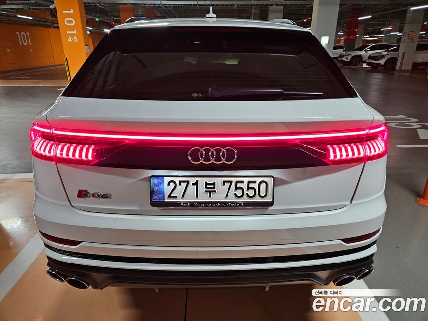 Audi SQ8 2020