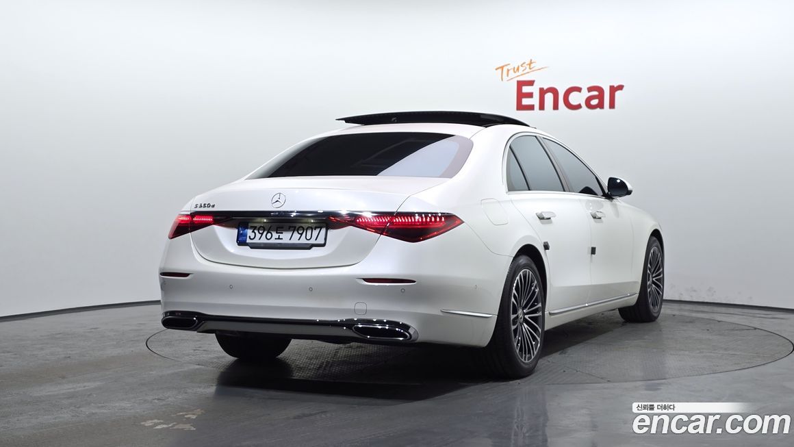 Mercedes-Benz S-Class 2022