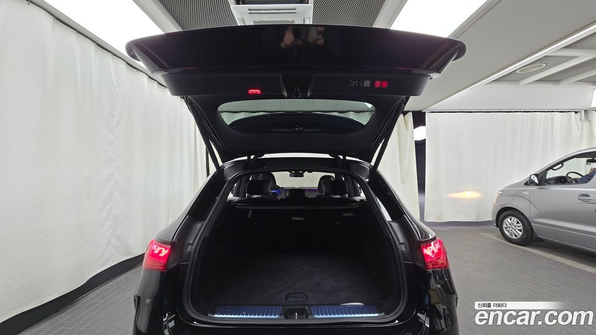 Mercedes-Benz EQE 2023