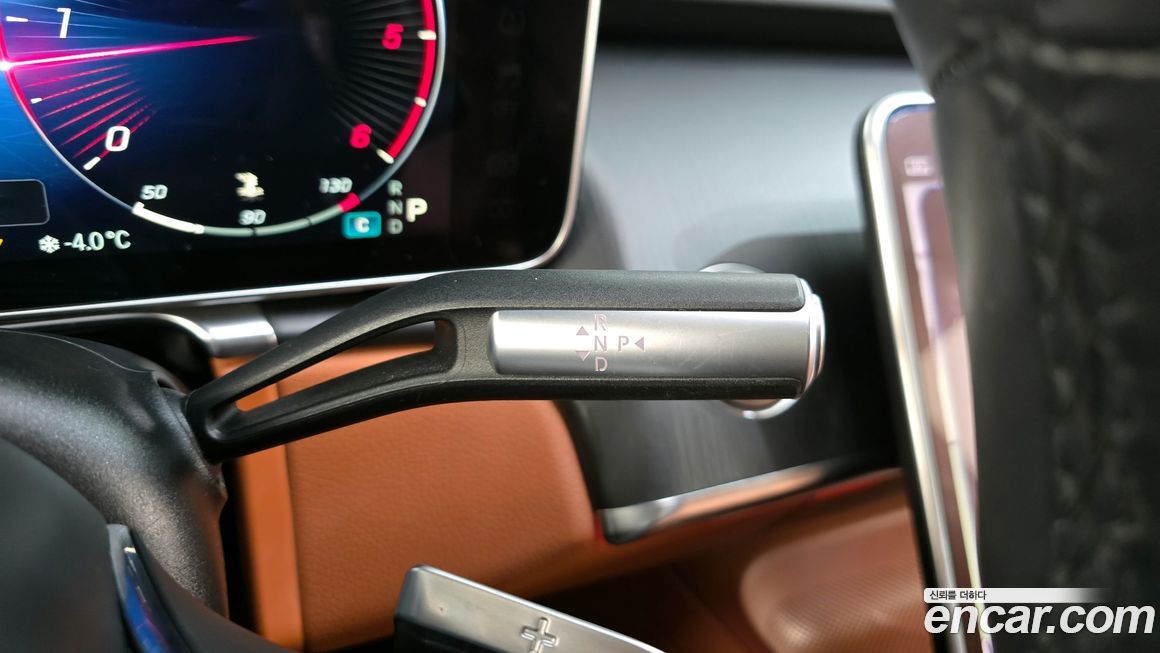 Mercedes-Benz S-Class 2022