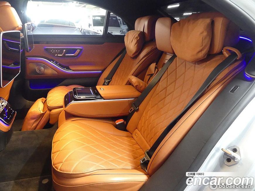 Mercedes-Benz S-Class 2021