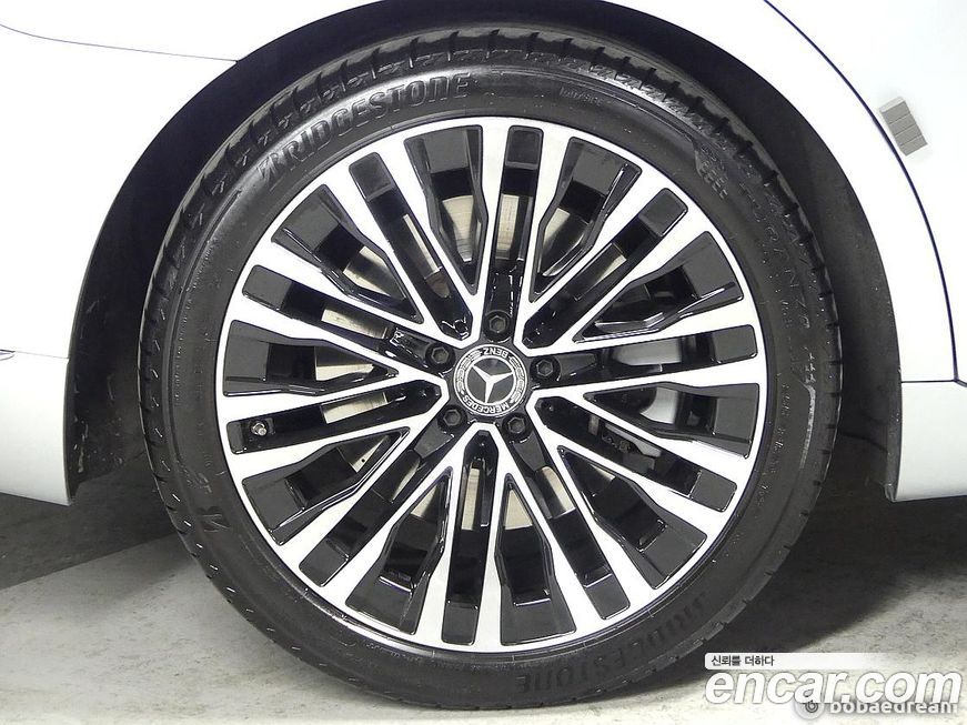 Mercedes-Benz S-Class 2021