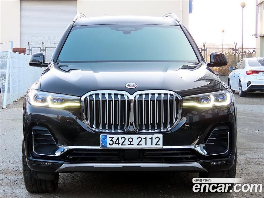BMW X7 2021
