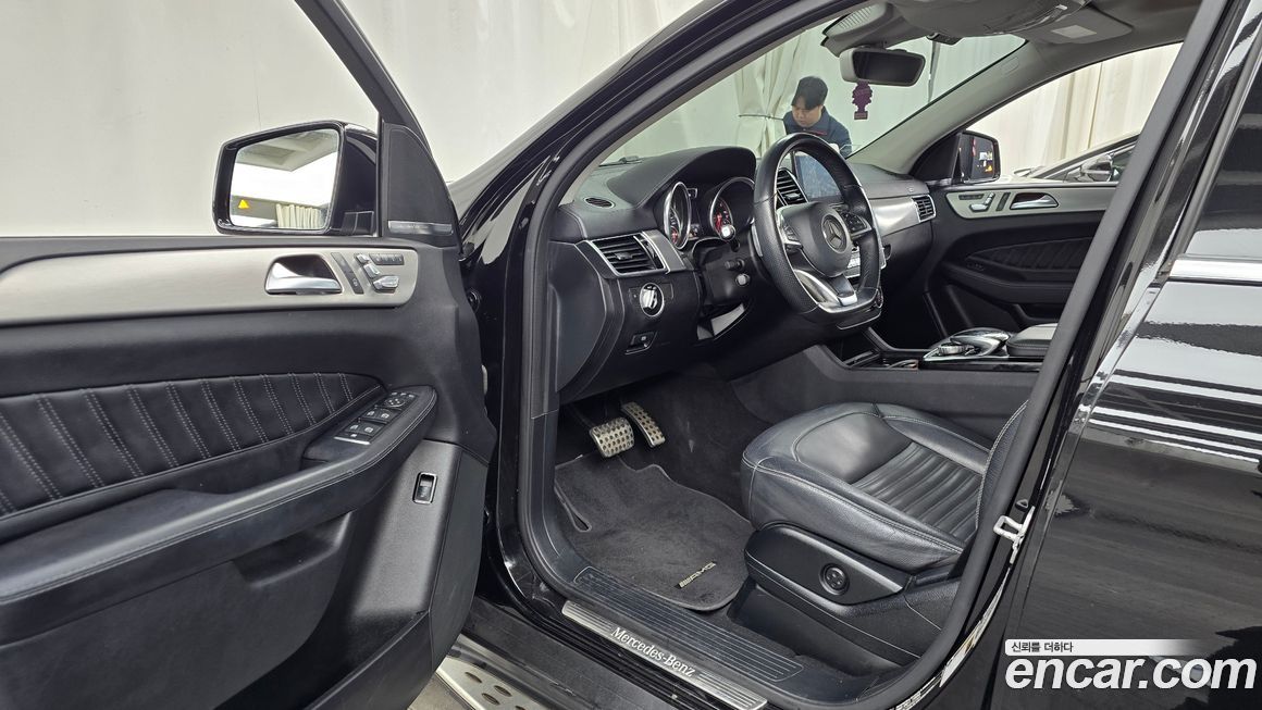 Mercedes-Benz GLE-Class 2017