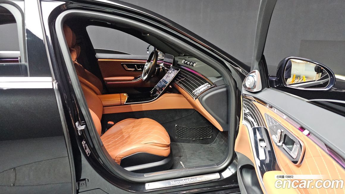 Mercedes-Benz S-Class 2021