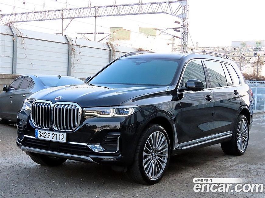 BMW X7 2021