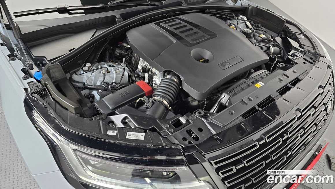 Land Rover Range Rover Velar 2025